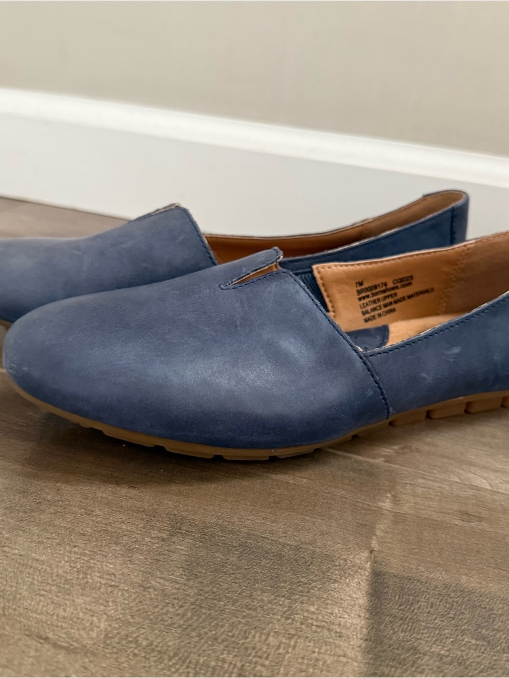 Born Sebra Leather Slip On Loafers Flat Women 7 Comfort Blue Slit Stretch READ